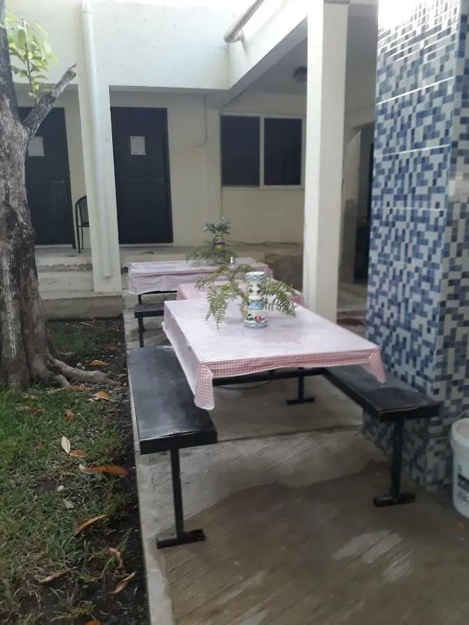 Bea Rooms And Studios Cozumel Hotel